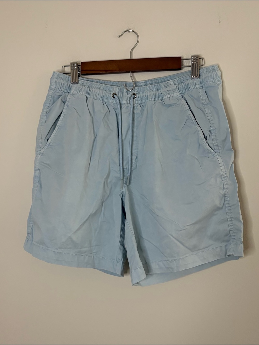 VRST Men’s Medium Shorts Light Blue Pockets Beach Travel Casual Earthy